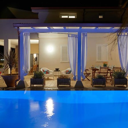 Villa Zamia Con Piscina Санта Мария дел Фокало Екстериор снимка