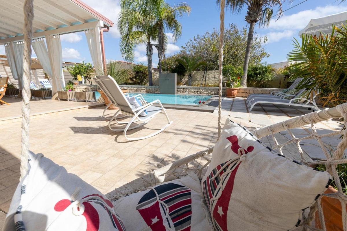 Villa Zamia Con Piscina Санта Мария дел Фокало Екстериор снимка
